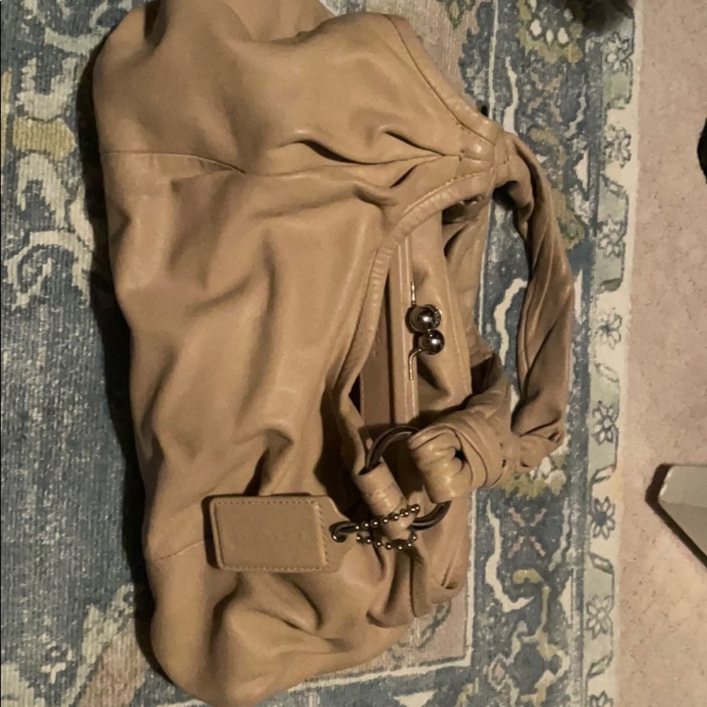 Coach leather shoulder bag